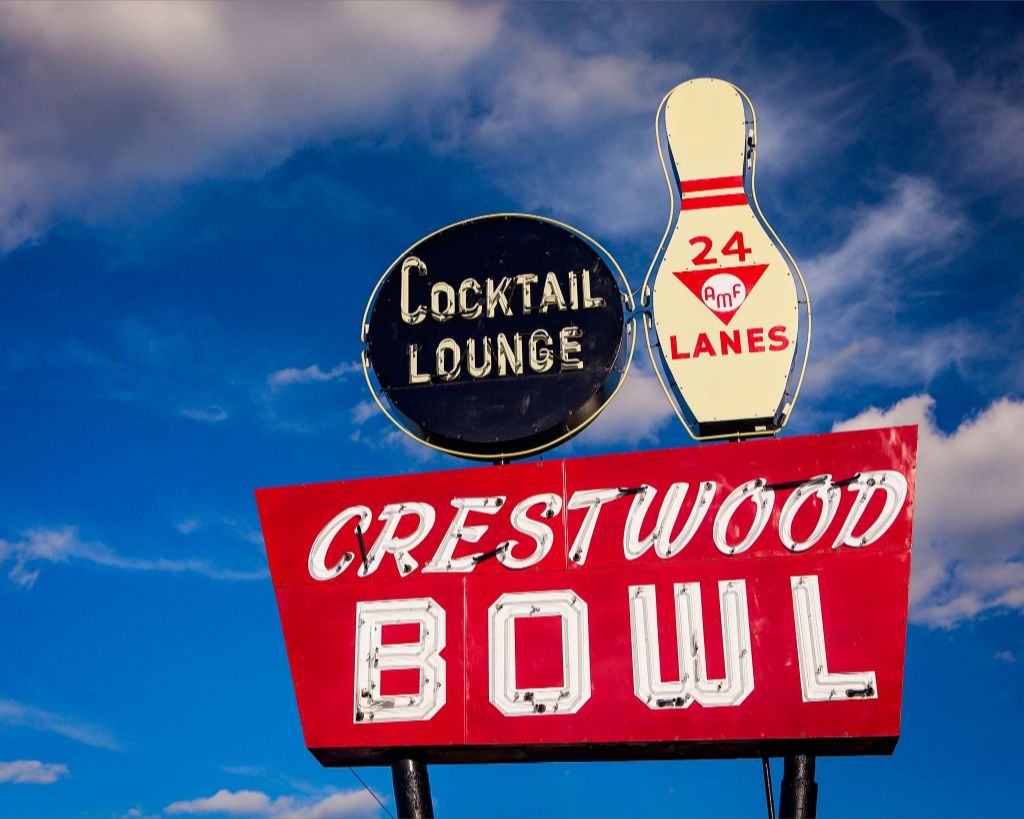 Crestwood Bowl