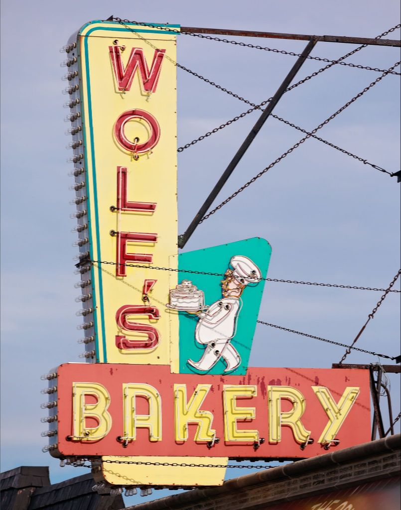 Wolf's Bakery