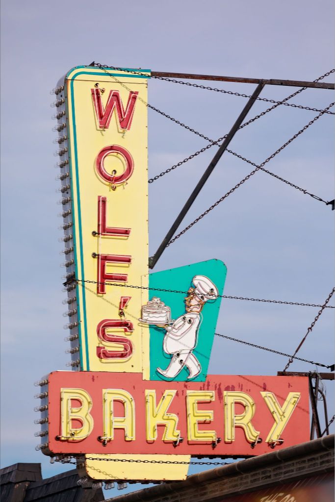 Wolf's Bakery