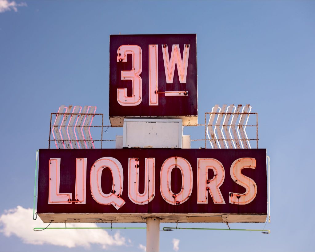 31 West Liquors